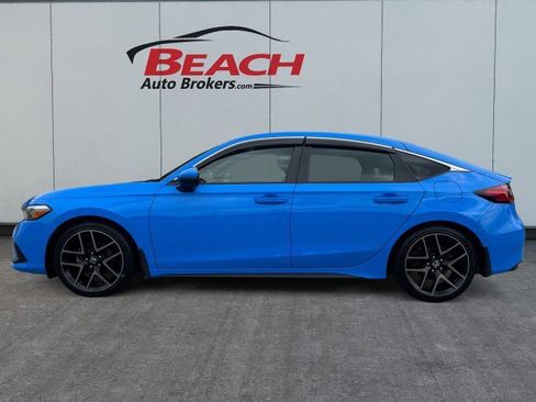 Used 2022 Honda Civic Sport Touring image 3