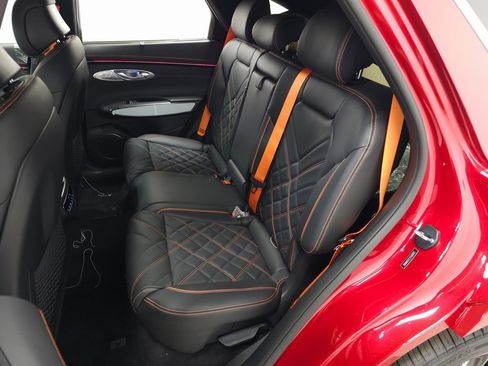 Used 2026 Genesis GV70 3.5T Sport Prestige image 33