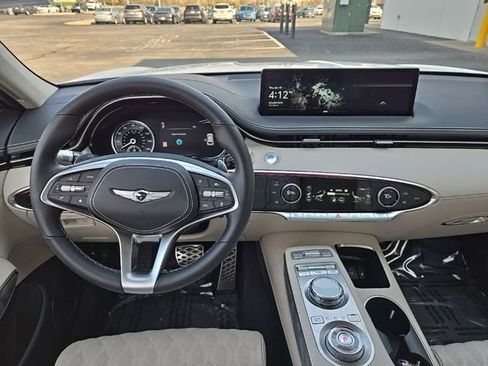 Used 2025 Genesis GV70 3.5T Sport w/ Sport Advanced Package image 33