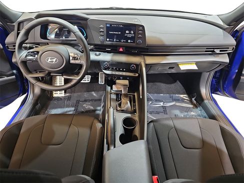 New 2026 Hyundai Elantra Sport image 9