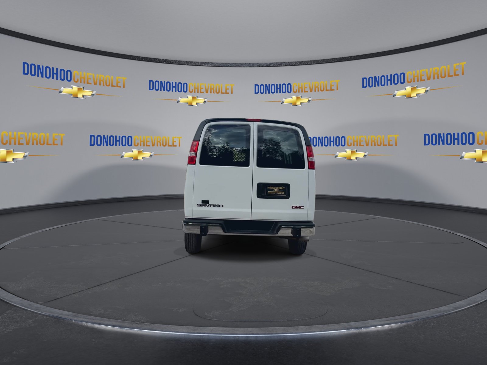 Used 2025 GMC Savana 2500 w/ Driver Convenience Package RWD image 10