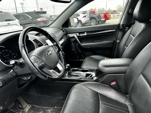 Used 2014 Kia Sorento EX w/ EX V6 Touring Package image 9