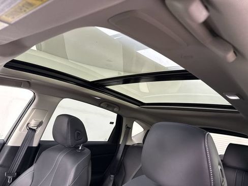 Used 2022 Acura RDX AWD w/ Technology Package image 18