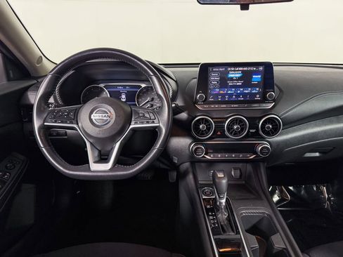 Used 2020 Nissan Sentra SV image 14