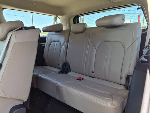 Used 2024 Ford Expedition Max Limited RWD image 28