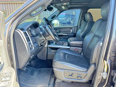 Used 2018 RAM 2500 Limited AWD/4WD image 12