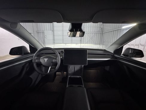 Used 2024 Tesla Model Y Performance AWD/4WD image 21