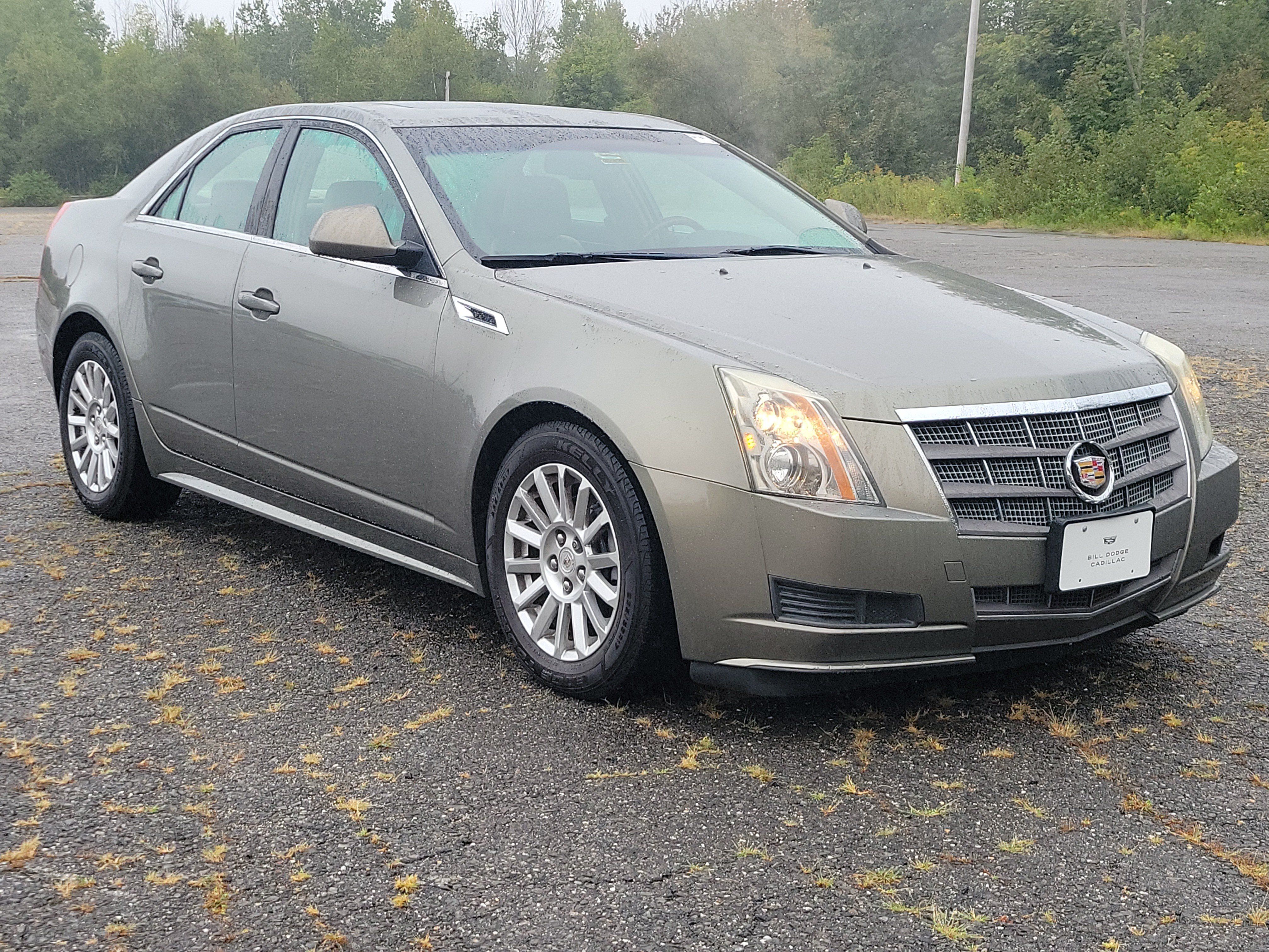 Used 2011 Cadillac CTS Luxury AWD/4WD image 3