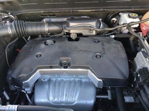 Used 2020 Chevrolet Blazer LT FWD image 30