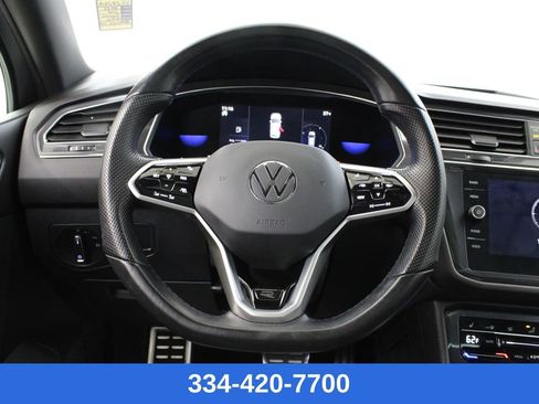 Certified 2023 Volkswagen Tiguan SE R-Line image 22