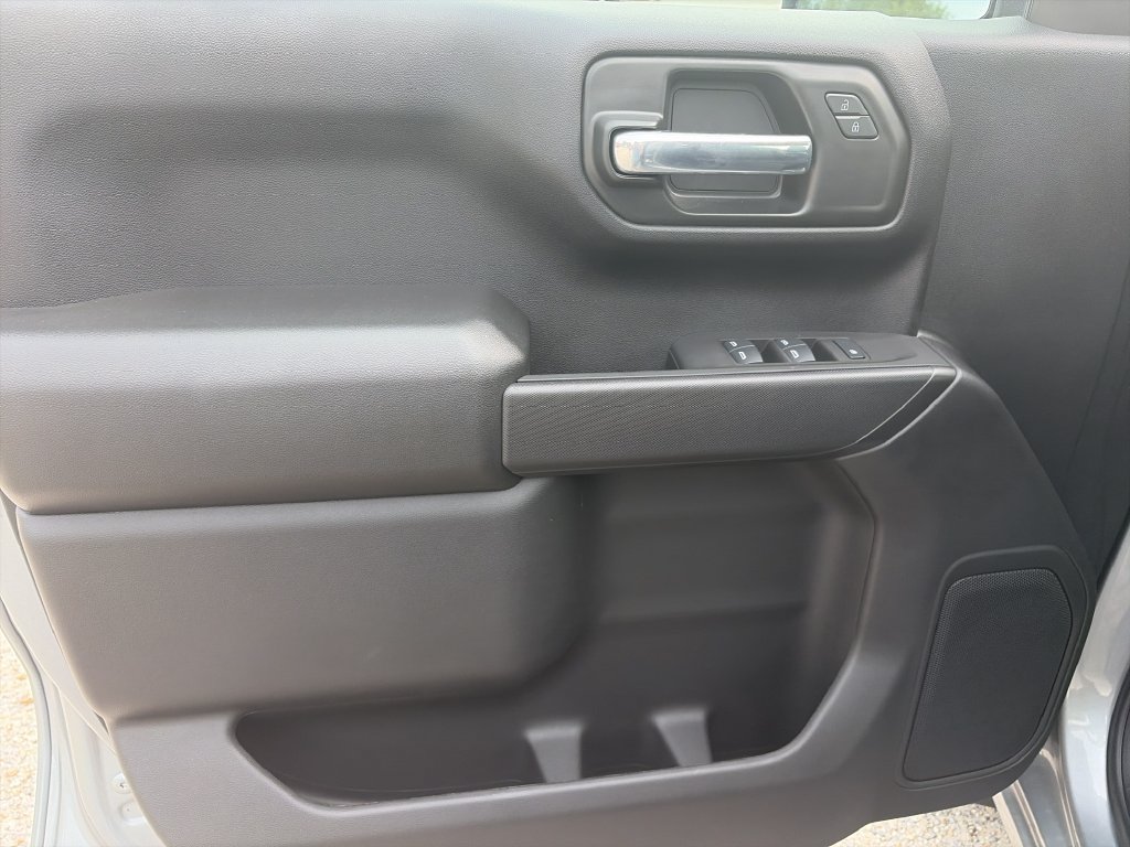 Used 2025 Chevrolet Silverado 1500 W/T AWD/4WD image 17