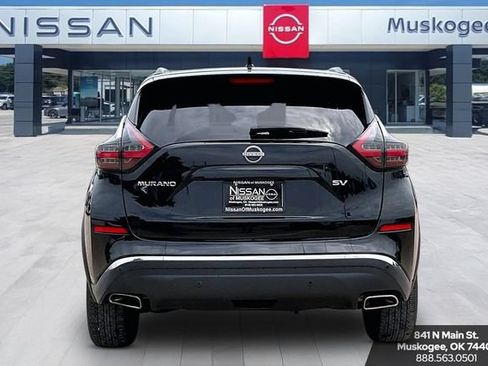Used 2023 Nissan Murano SV FWD image 6
