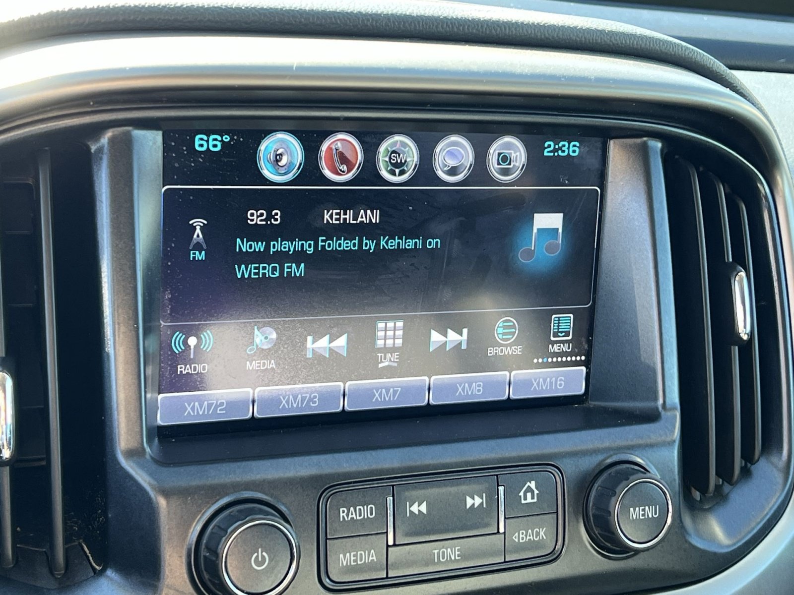 Used 2018 Chevrolet Colorado Z71 AWD/4WD image 18