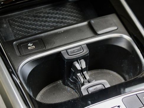 Certified 2024 Mercedes-Benz EQB 250+ image 21