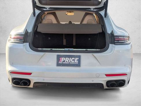 Used 2018 Porsche Panamera Turbo image 6