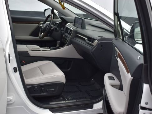 Used 2022 Lexus RX 350L FWD w/ Premium Package image 11