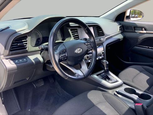 Used 2019 Hyundai Elantra Value Edition w/ Cargo Package FWD image 17
