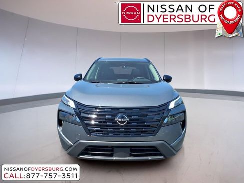 New 2026 Nissan Rogue SV FWD image 8
