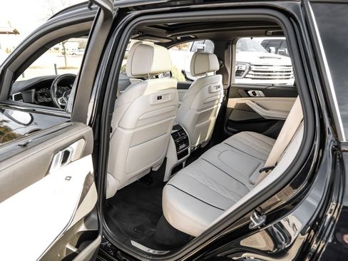 Used 2022 BMW X5 M50i w/ Executive Package image 46