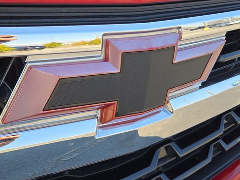 Used 2023 Chevrolet Silverado 1500 LT image 6