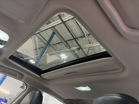 Used 2019 Subaru Impreza 2.0i Limited image 17