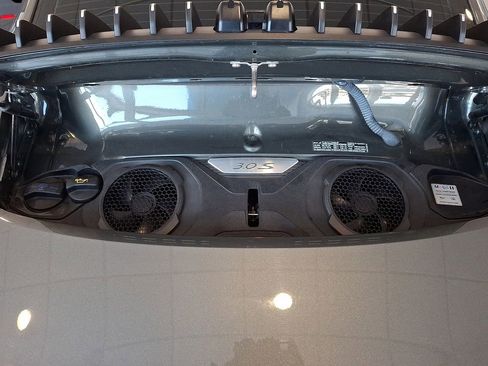 Used 2020 Porsche 911 Carrera S image 32