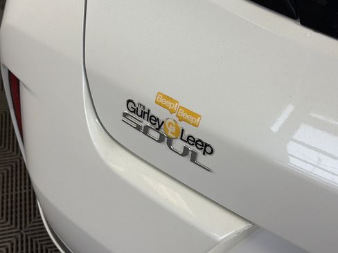 Certified 2024 Kia Soul GT-Line image 15