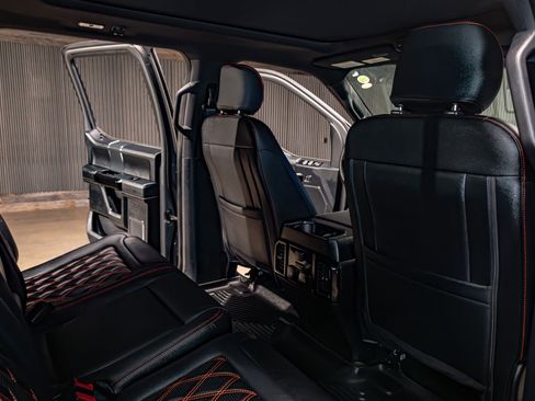 Used 2019 Ford F150 Lariat w/ Equipment Group 502A Luxury image 26