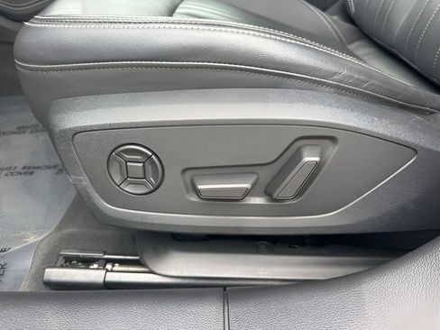 Used 2024 Audi A6 Premium Plus image 17