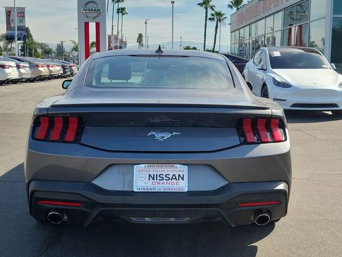 Used 2024 Ford Mustang Premium image 27
