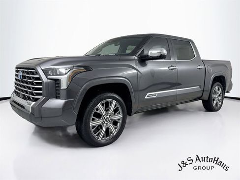 Used 2024 Toyota Tundra Capstone AWD/4WD image 3