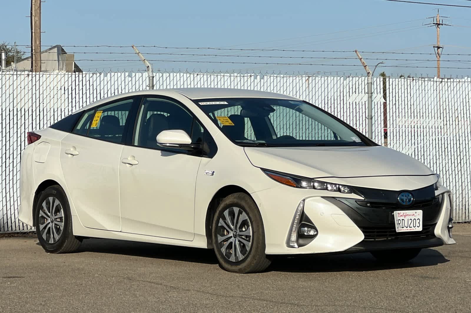 Used 2020 Toyota Prius Prime Limited w/ Carpet Mat Package FWD image 7