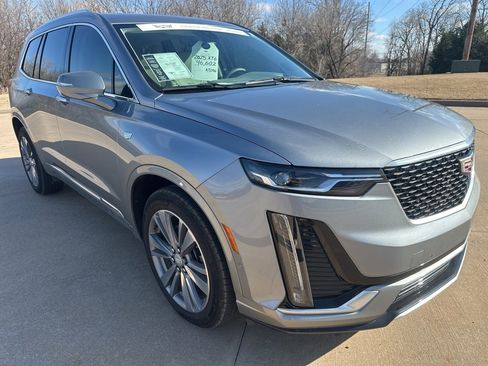 Certified 2025 Cadillac XT6 Premium Luxury w/ Technology Package image 7