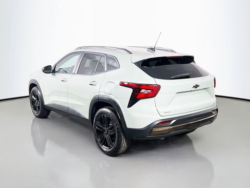 Used 2025 Chevrolet Trax ACTIV w/ Sunroof Package image 7