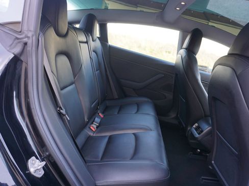 Used 2018 Tesla Model 3 Long Range AWD/4WD image 16