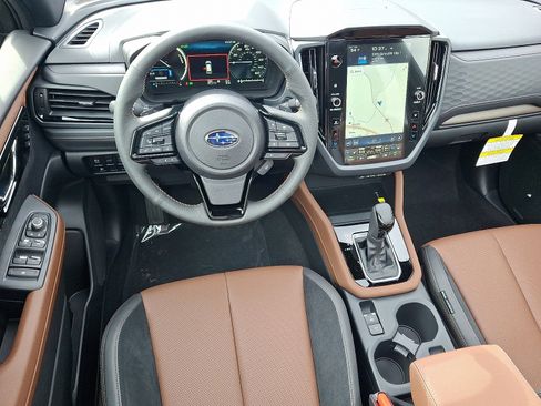 New 2025 Subaru Forester Touring image 7