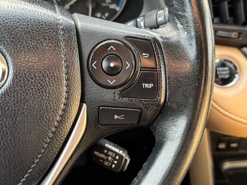 Used 2018 Toyota RAV4 XLE image 13