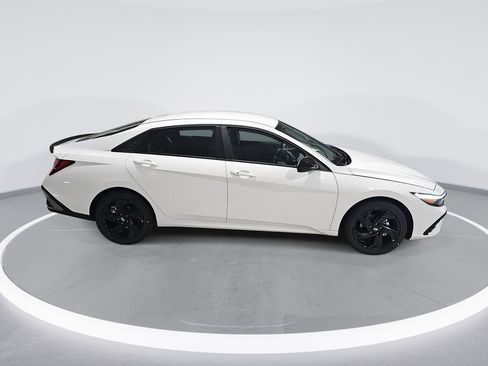 New 2026 Hyundai Elantra Sport FWD image 4