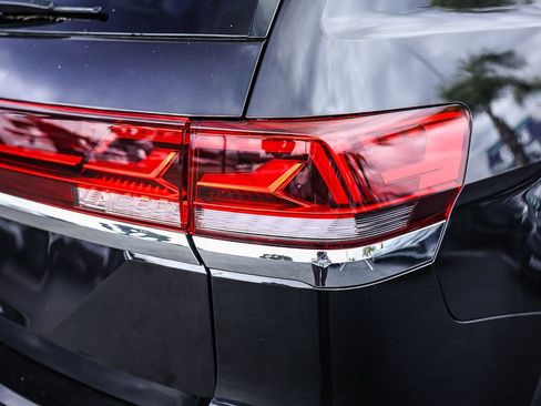 New 2026 Volkswagen Atlas SE image 13