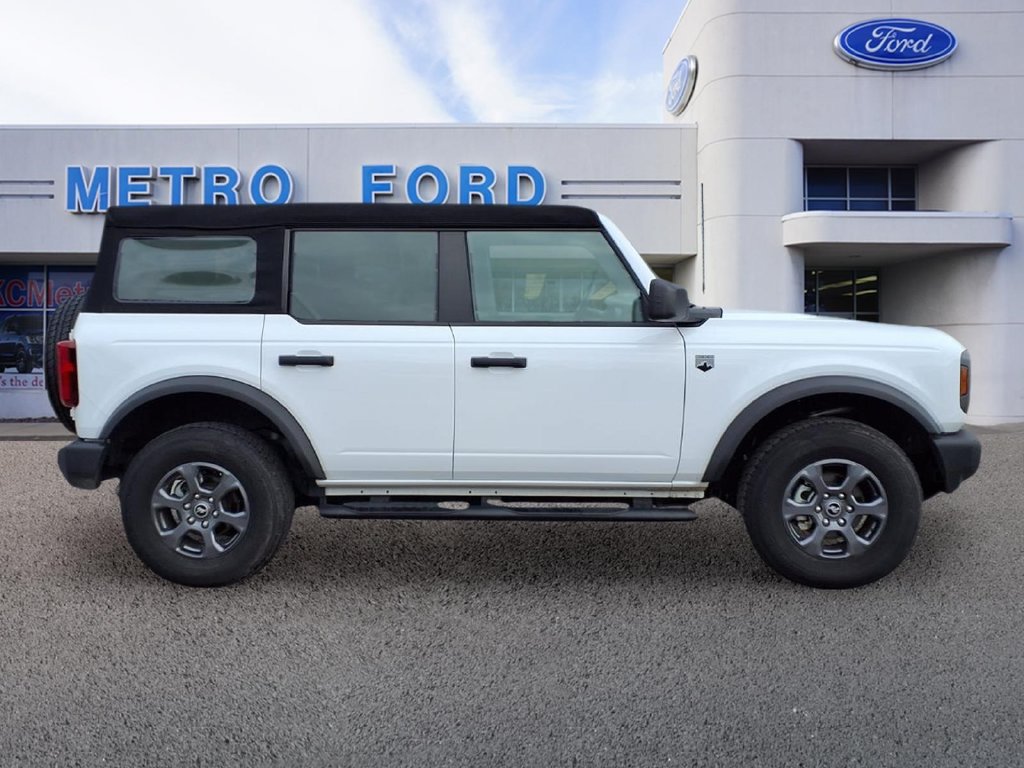 Certified 2024 Ford Bronco Big Bend AWD/4WD image 2