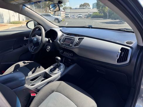 Used 2015 Kia Sportage LX image 25