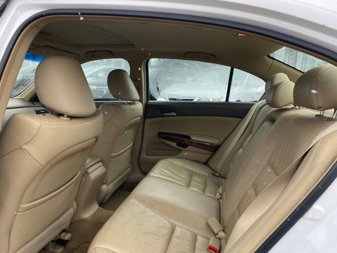Used 2009 Honda Accord EX-L image 17