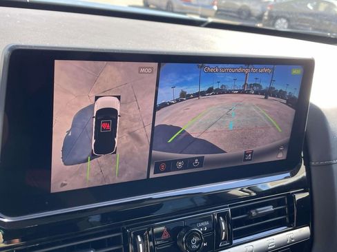 New 2026 Nissan Pathfinder SL image 28