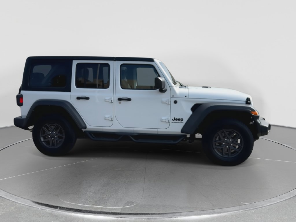 Used 2024 Jeep Wrangler Unlimited Sport AWD/4WD image 9