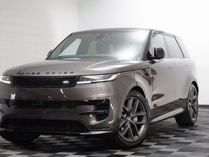 New 2025 Land Rover Range Rover Sport Dynamic SE