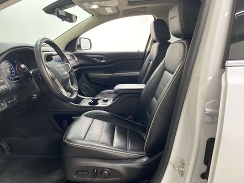 Used 2022 GMC Acadia Denali w/ Denali Ultimate Package image 13