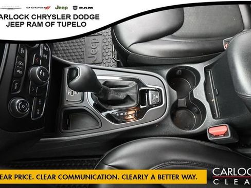 Used 2020 Jeep Cherokee Latitude Plus FWD image 21