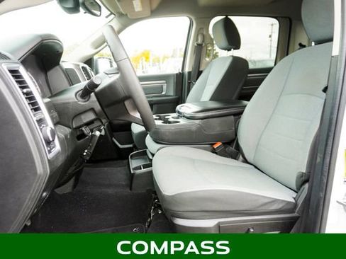 Used 2022 RAM 1500 Classic SLT image 11