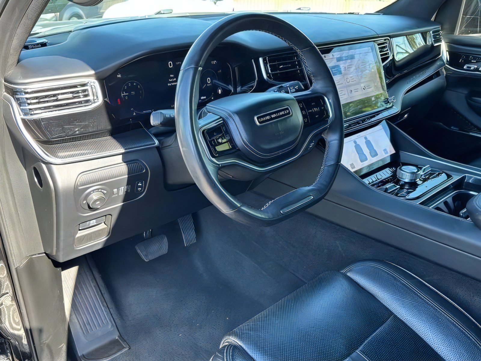 Used 2024 Jeep Grand Wagoneer L Series II w/ Quick Order Packagew 28T AWD/4WD image 21
