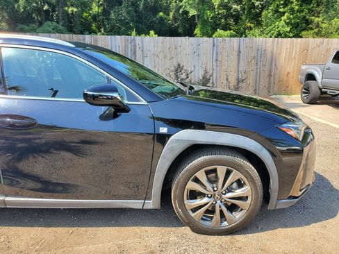 Used 2019 Lexus UX 250h F Sport w/ F Sport Premium Package AWD/4WD image 10